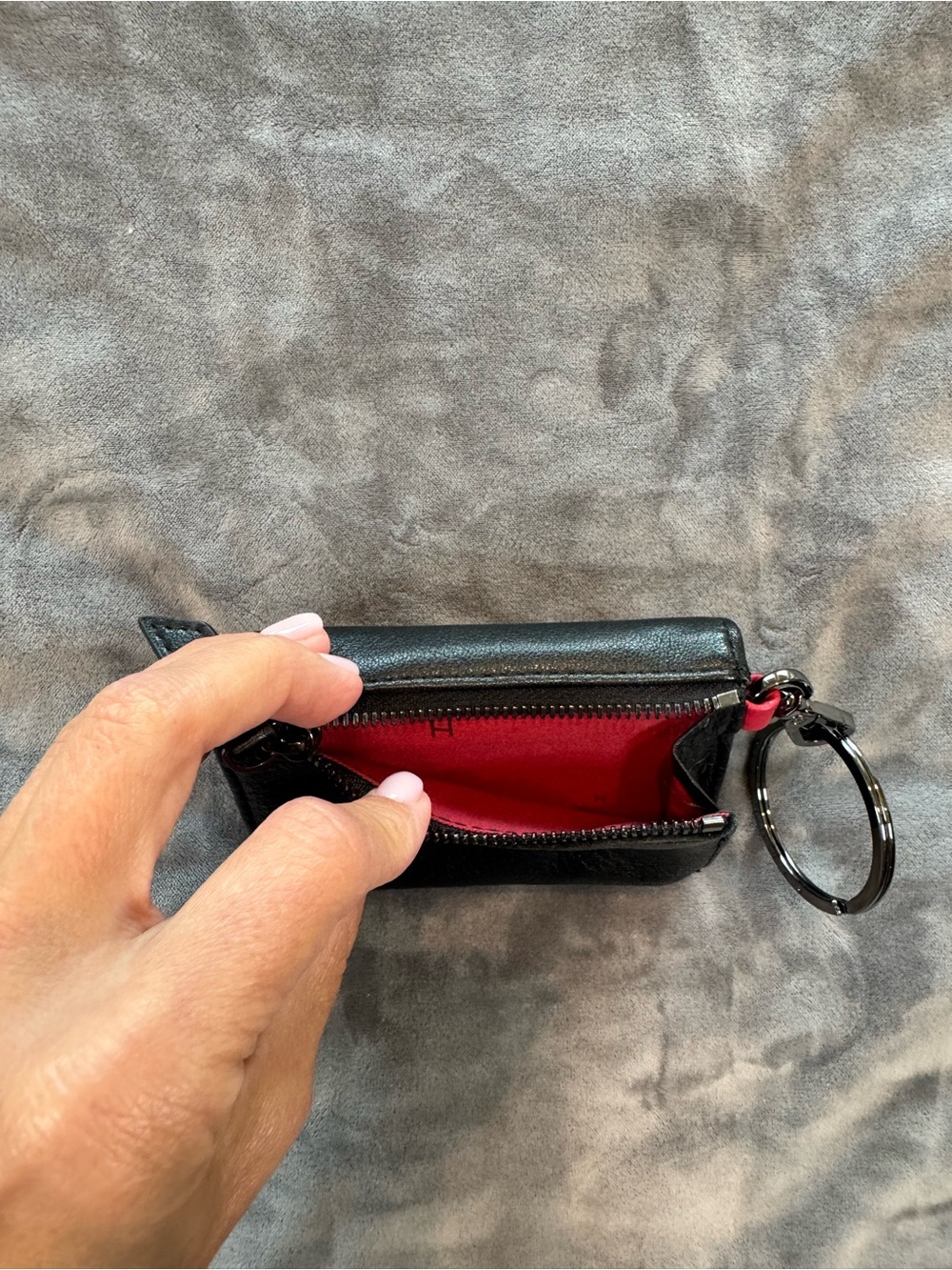 Hammitt Royce Soft Leather Wallet - Black - Picture 5 of 8